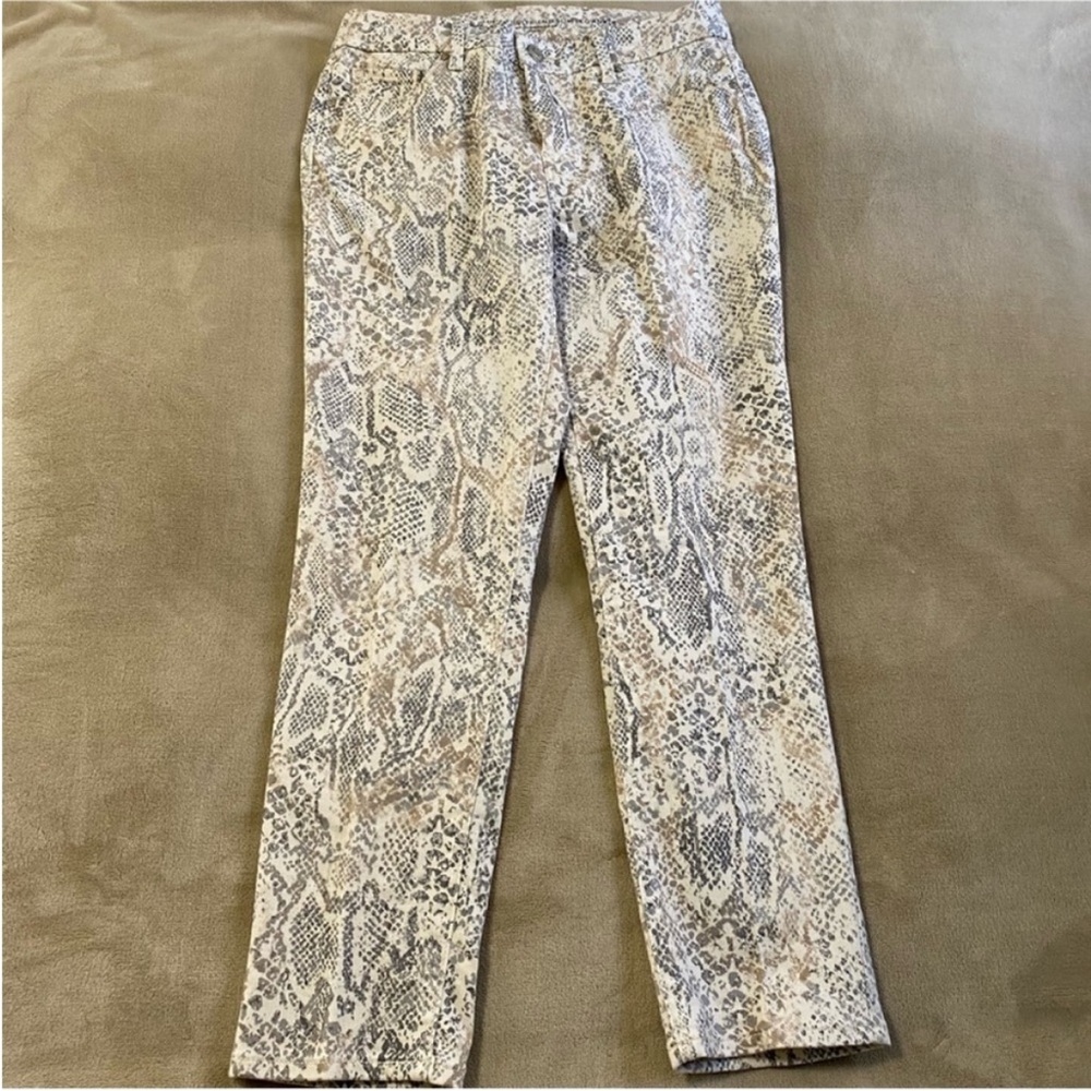 Chico’s So‎ Slimming Python Snake Print Girlfrien… - image 5